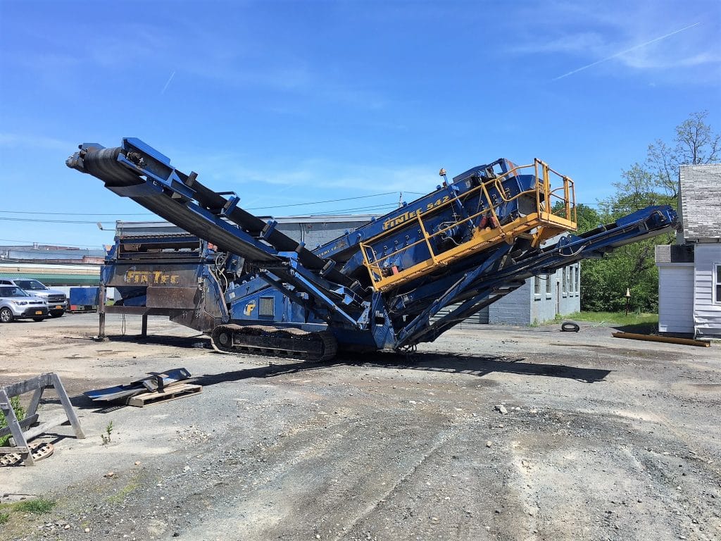 Fintec 542 Crawler Screen Plant $87'500 - United Exchange USA