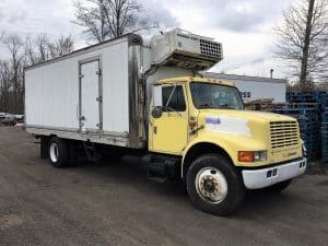 Refrigerated Box Truck International 4900 24 foot box truck for sale