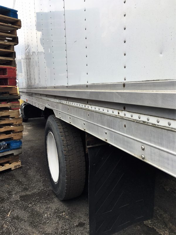 24 foot refrigerated aluminum box truck - United Exchange USA