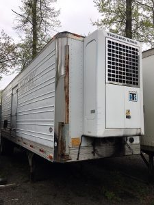 UTI Refrigerated Pup Trailer For Sale