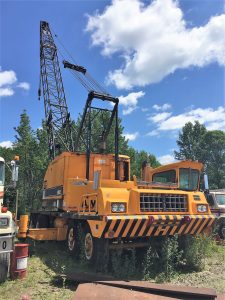 American Lattice Boom Truck Crane For Sale