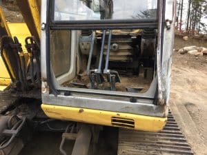 Mid size Kobelco excavator for sale.