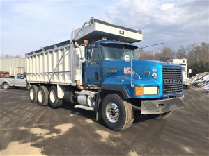 tri axle mack for sale.