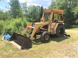 John Deere 500c front loader backhoe for sale.