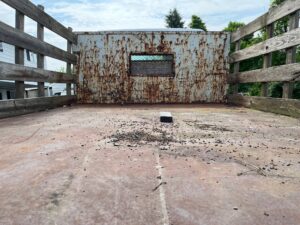 used 1990 International flatbed work truck for sale.