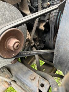 used 1990 International flatbed work truck for sale.