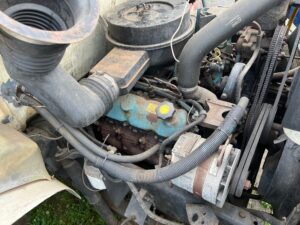 1990 International flatbed work truck for sale.