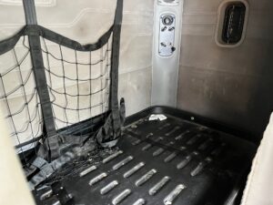 Used 87 Freightliner Columbia Semi Truck.