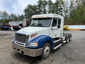 1987 Freightliner Columbia Semi Truck. This truck features a Detroit Diesel Series 600 engine, which currently has a spun bearing. It is equipped with an Eaton Fuller 10-speed transmission. Other features include an engine brake, cruise control, an air-ride driver's seat, and heated mirrors. control, an air-ride driver's seat, and heated mirrors. 