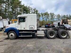 1987 Freightliner semi for sale.