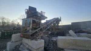 Used quarry equipment for sale. Crusher, screener.Impact crusher, stacking conveyors. portable equipment. All operational and ready to go to work. Turn key operation.