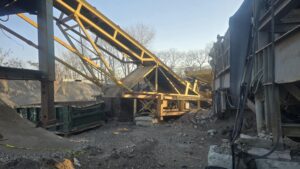 Used quarry equipment for sale. Crusher, screener.Impact crusher, stacking conveyors. portable equipment. All operational and ready to go to work. Turn key operation.