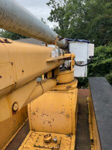 Available to purchase. 2000 International bucket truck. Only 44K miles
