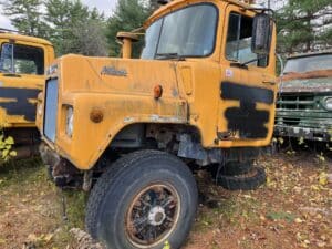 1973 Mack cab with a 237 maxidine motor and 5-speed transmission for sale.