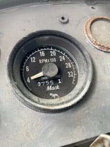 Mack r model truck cab for sale. The truck has a 237 maxidine engine and a 6 speed transmission.