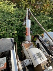 International bucket truck. 167,600 miles. 50-foot boom. Automatic transmission. for sale.