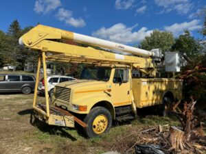 International 4700 bucket truck for sale.